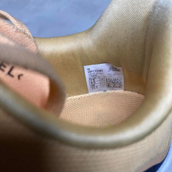 NEW BALANCE FuelCell Rebel V2 Running Shoe Sneaker Womens 7.5 Blue Tide Mango - Picture 7 of 8